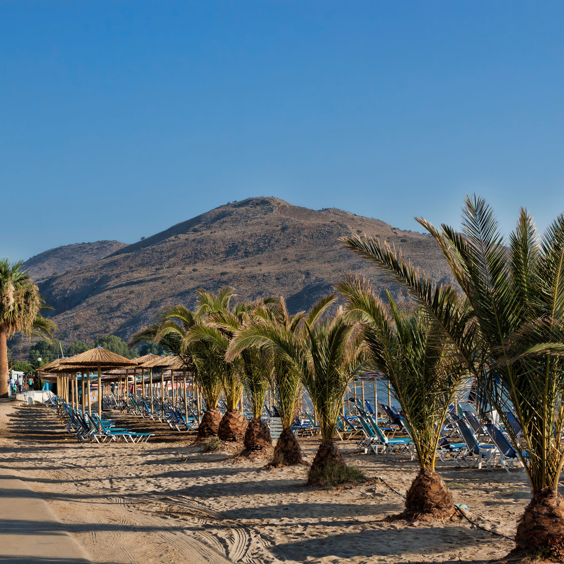 Strandpromenade von Georgioupolis, Kreta | Griechenland.de