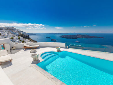 Unterkunft mit Pool und Meerblick